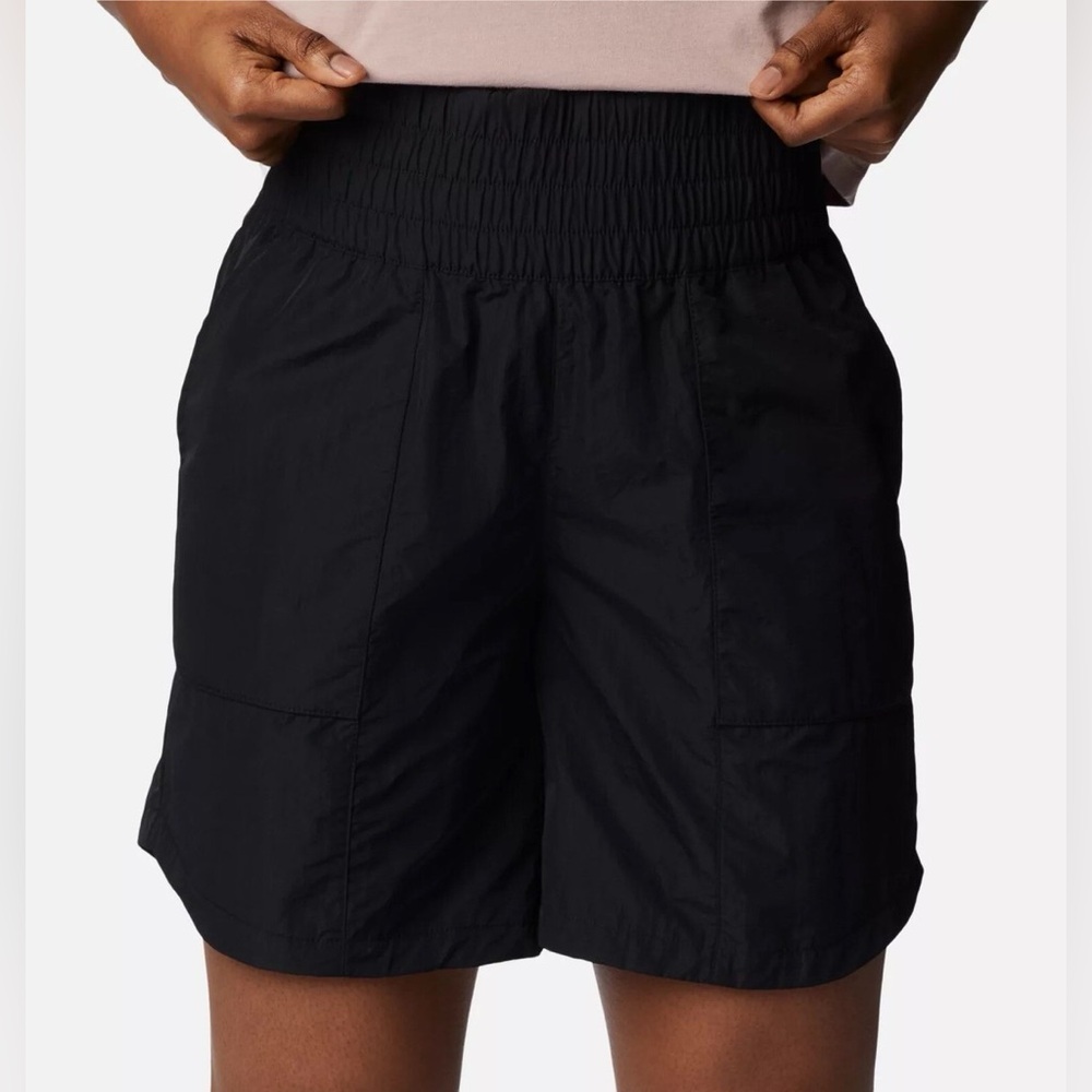 NWT Columbia Women's Black Athletic Shorts